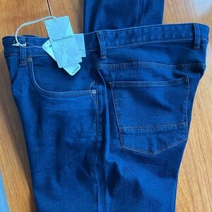 Tommy Bahama Mens  Jeans Boracay Medium Indigo Wash Blue  NWT $138  36 X 30